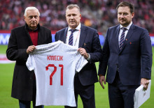 Kazimierz Kmiecik in the Outstanding National Team Players Member Club