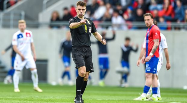 Dwóch sędziowskich debiutantów w PKO BP Ekstraklasie