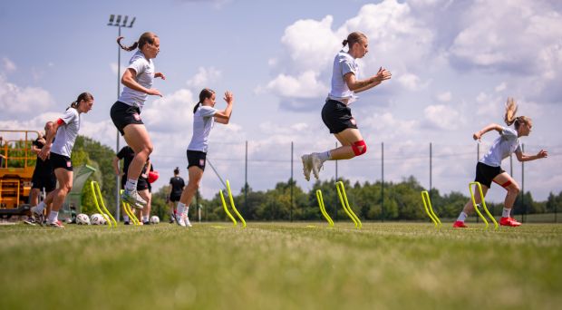 Polki zaczynają mistrzostwa Europy U-19. Atrakcyjny mecz na początek