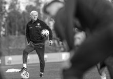 Minuta ciszy dla Jacka Magiery