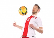 Grzegorz Krychowiak signed with Sevilla FC!
