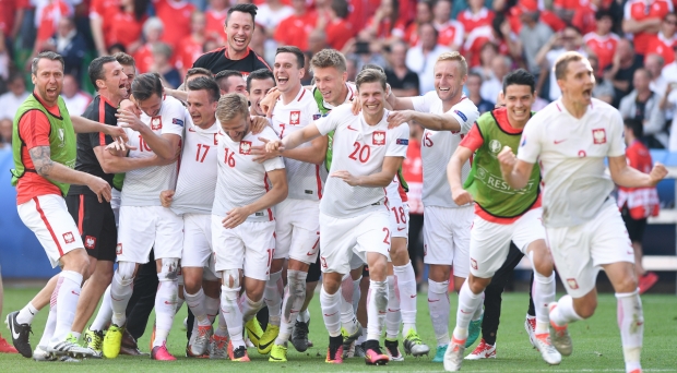Poland in quarter-final of EURO 2016!