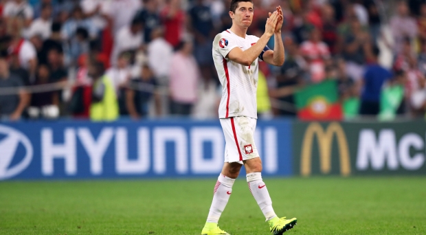 Robert Lewandowski: Jesteśmy twardzi. Wierzę, że sobie z tym poradzimy