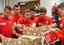 Reprezentacja Polski została pierwszym darczyńcą Szlachetnej Paczki