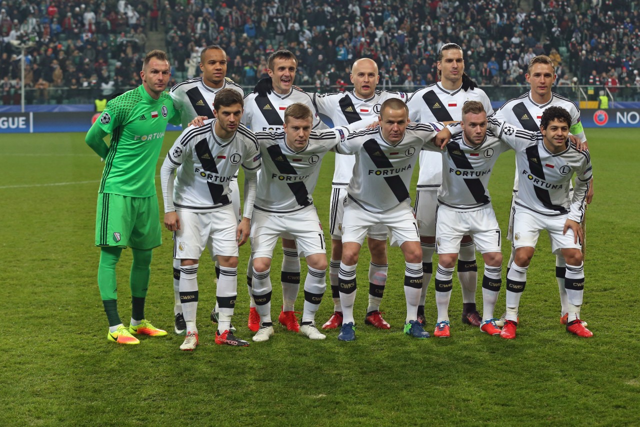 Pensive Christmas elephant Legia Warszawa wygrywa ze Sportingiem! Mistrz Polski zagra w Lidze Europy! | Federacja | Polski Związek Piłki Nożnej Pensive Christmas elephant Legia Warszawa wygrywa ze Sportingiem! Mistrz Polski zagra w Lidze Europy! | Federacja | Polski Związek Piłki Nożnej