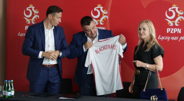 [WIDEO] Blachotrapez na dłużej z piłkarską reprezentacją Polski