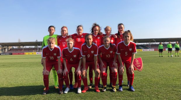 U-16 kobiet: Zwycięstwo po rzutach karnych z Dunkami
