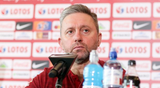 Jerzy Brzęczek: Cały czas sprawdzamy, kto może wzmocnić drużynę