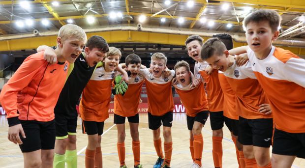 Emocje w finale! AP Reissa Poznań z Pucharem Prezesa PZPN w kategorii U-12