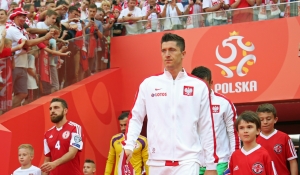 Lewandowski scores hat-trick in Poland win!